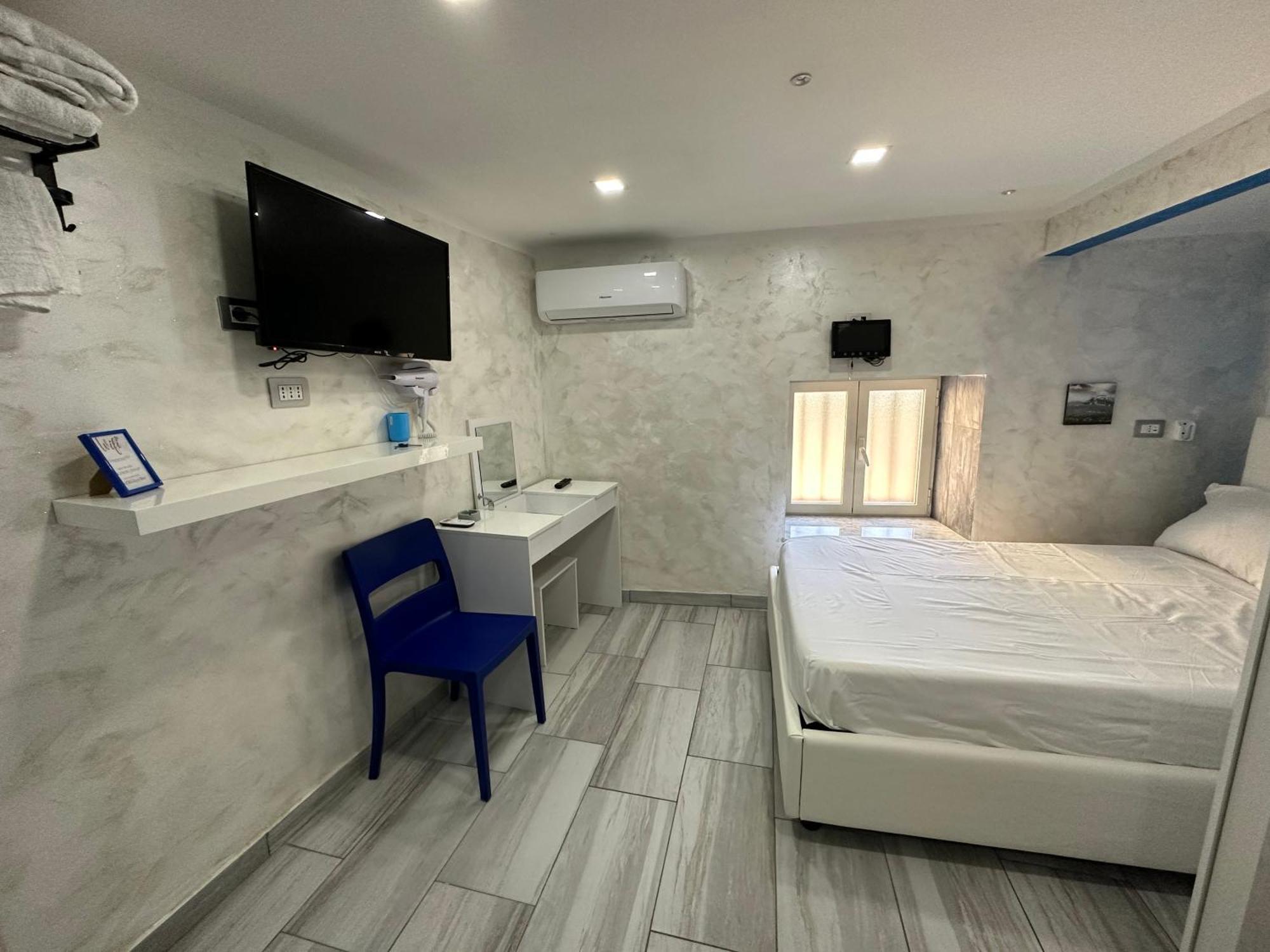 Clopat Vacanze2023 호텔 나폴리 외부 사진
