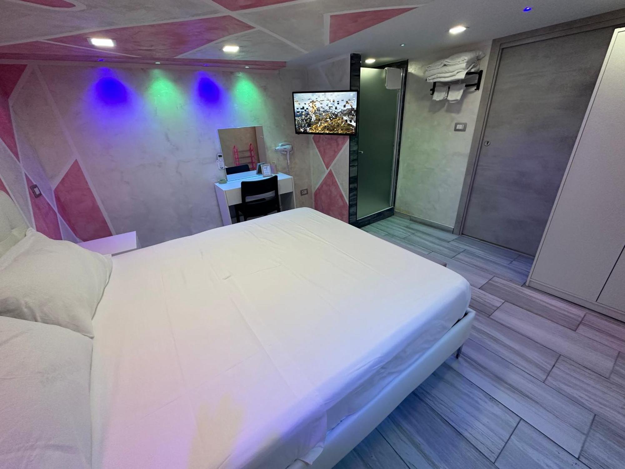 Clopat Vacanze2023 호텔 나폴리 외부 사진